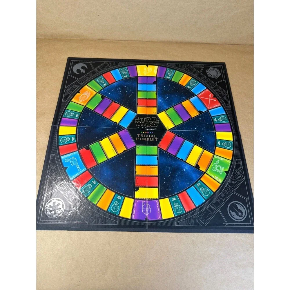 Star Wars Trivial Pursuit: The Black Series Edition Board Game COMPLETE